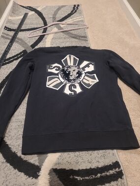 VERSACE VERSUS Black Sweatshirt Embroidered Leather Logo Small Read!!!!